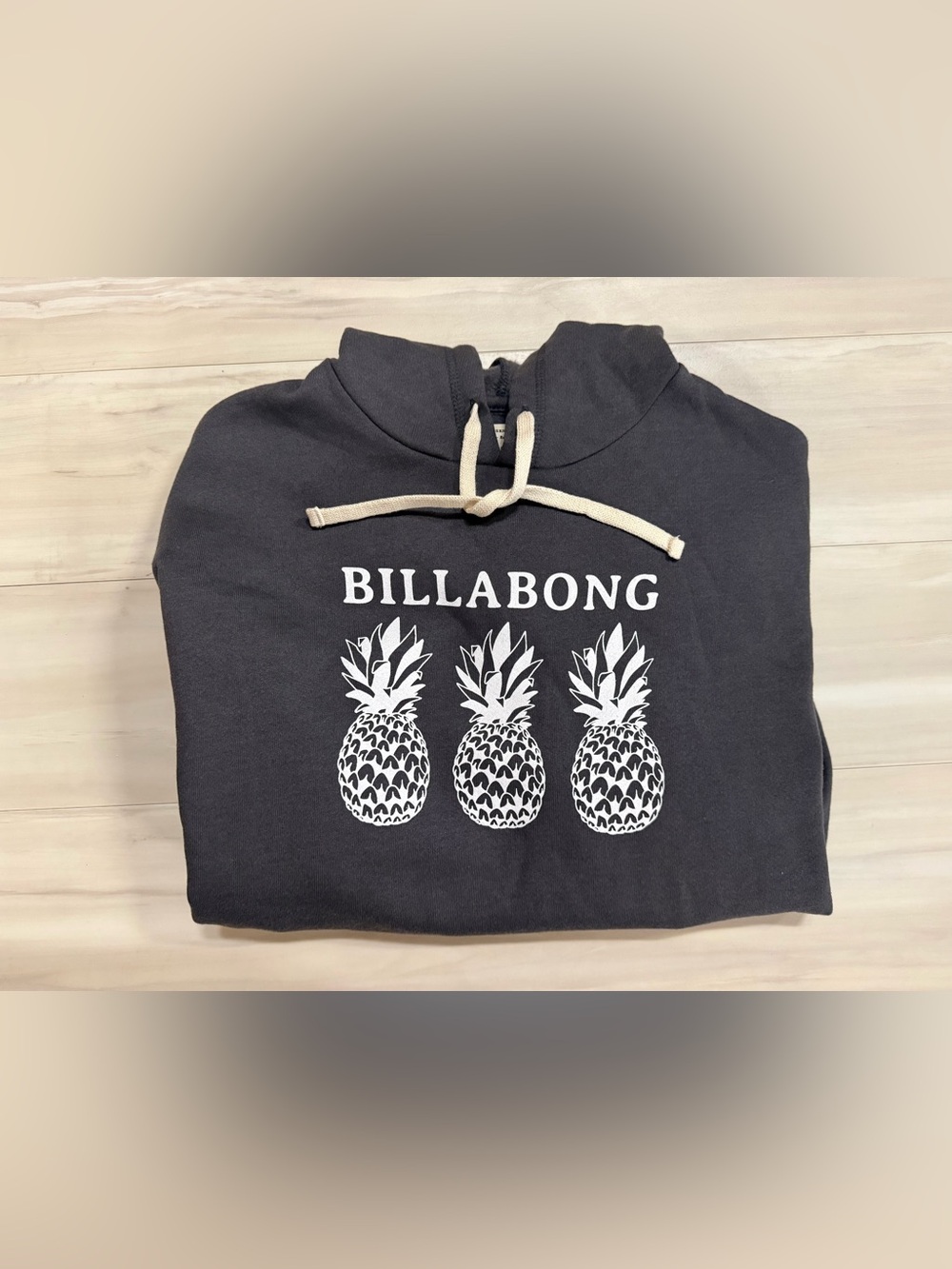 Billabong Women’s Vintage Black Pineapple Hoodie - size medium - Picture 2 of 3